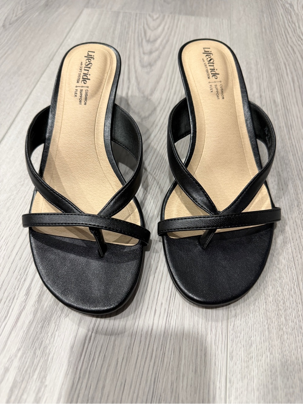 Life Stride Black Crisscross Slide Sandals